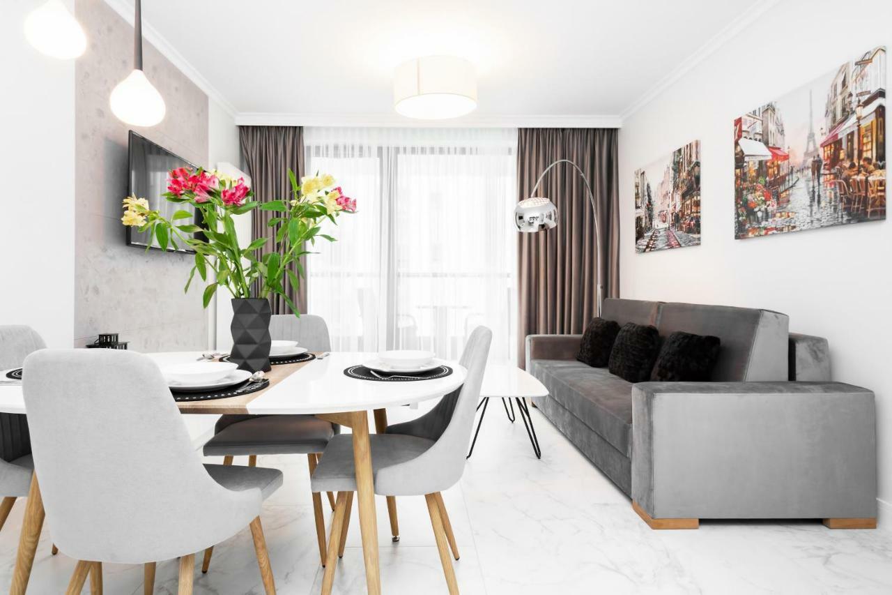 Apartments Warsaw Dzielna By Noclegi Renters Esterno foto